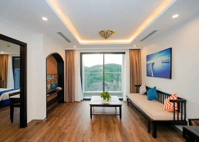 D'lioro & Hạ Long