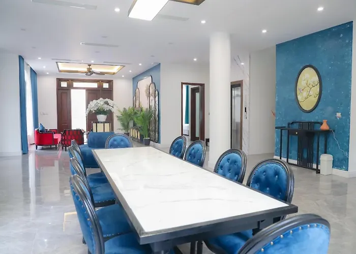 Hotel D'lioro &