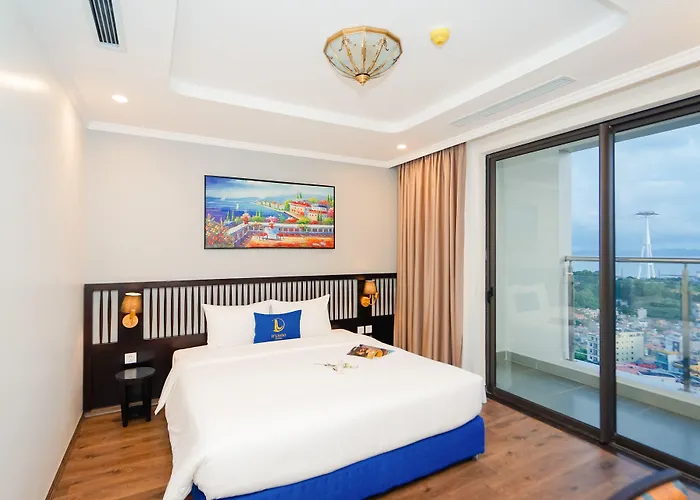 Hotel D'lioro &