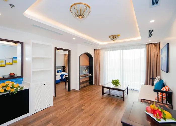 Hotel D'lioro & Hạ Long
